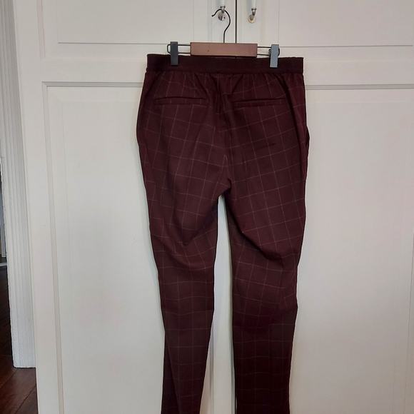 Uniqlo Patterened Pants - Picture 2 of 4